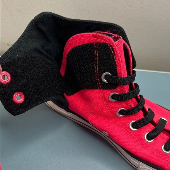 Converse Pink and Black High-Top Velcro Close Sneakers Junior 5= Women’s 7-7.5 - Picture 8 of 9